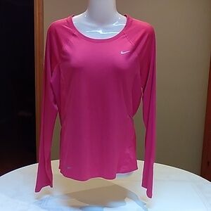 2/25 NIKE Fit Dry Pink Long Sleeve Exercise Running Shirt Women Sz Small